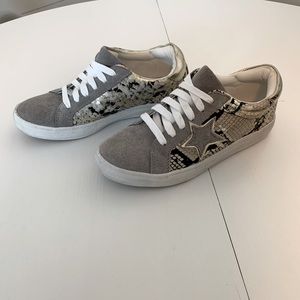 Steve Madden Gray, gold and Silver Snake Skin Animal Print Star Sneakers